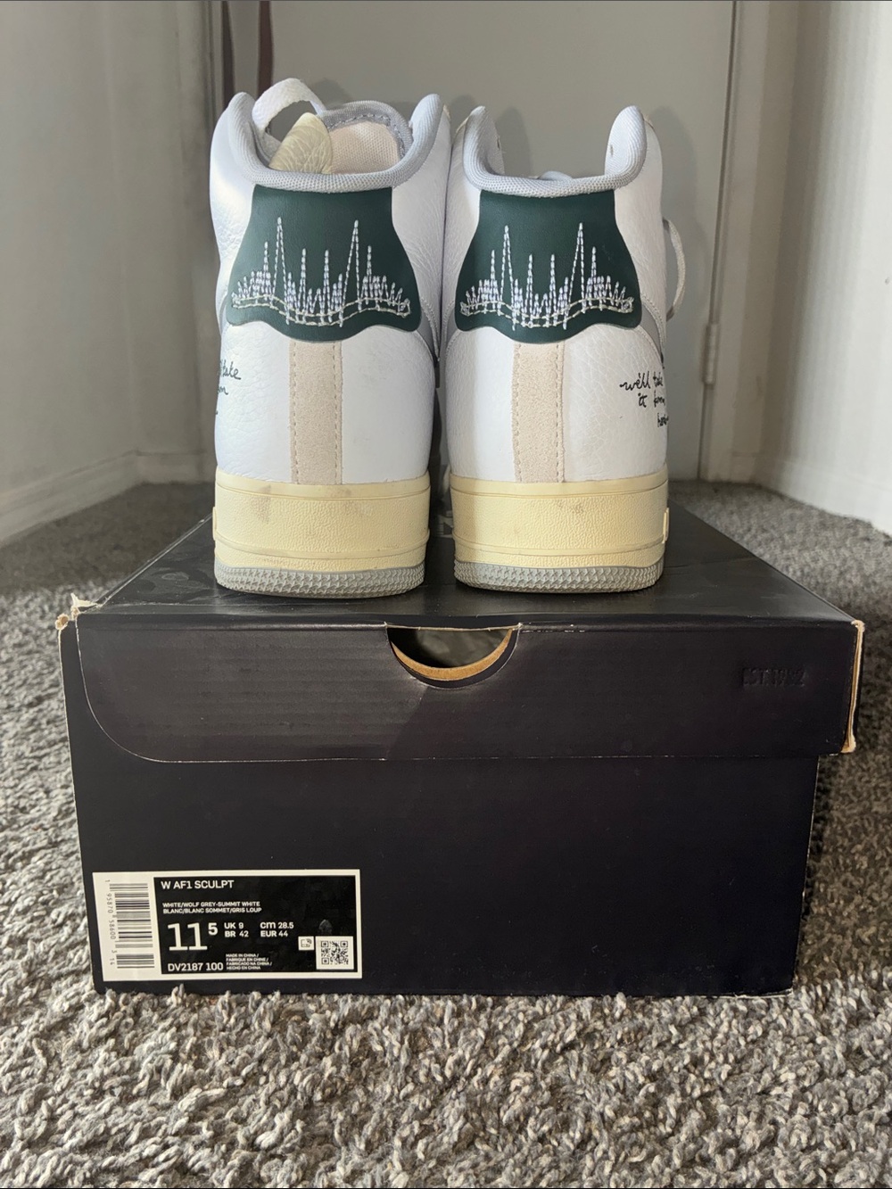 Nike High-Top AF1 - Picture 2 of 8